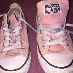 CONVERSE SIZE 8 Woman’s 💕